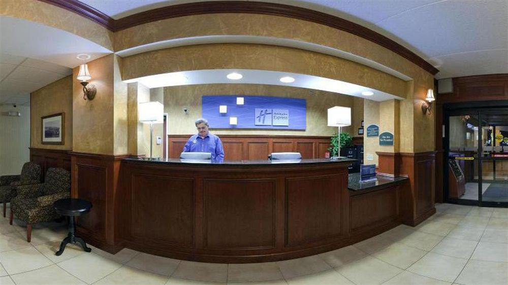 Holiday Inn Express Pittsburgh-Bridgeville By Ihg מראה חיצוני תמונה