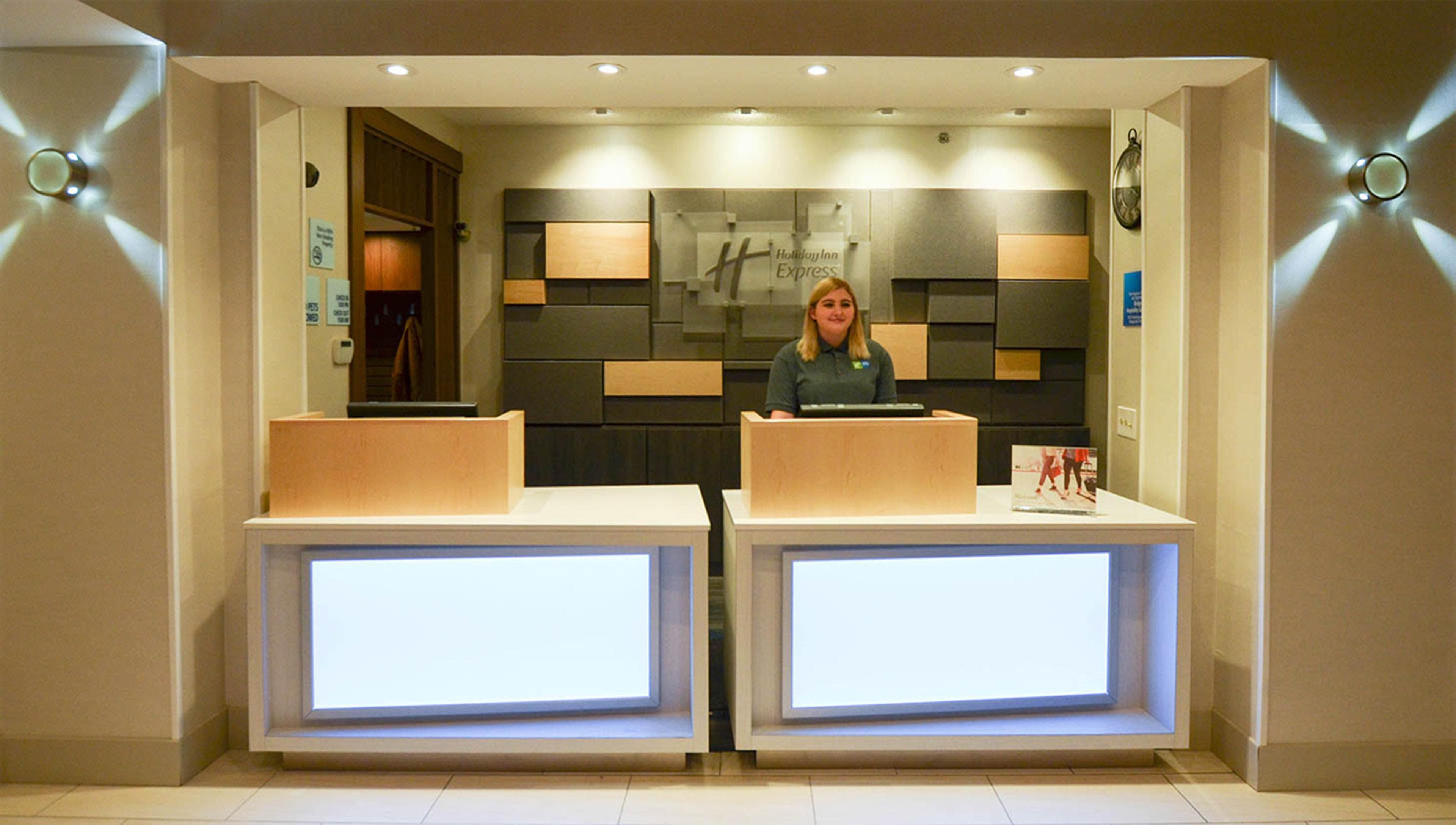 Holiday Inn Express Pittsburgh-Bridgeville By Ihg מראה חיצוני תמונה