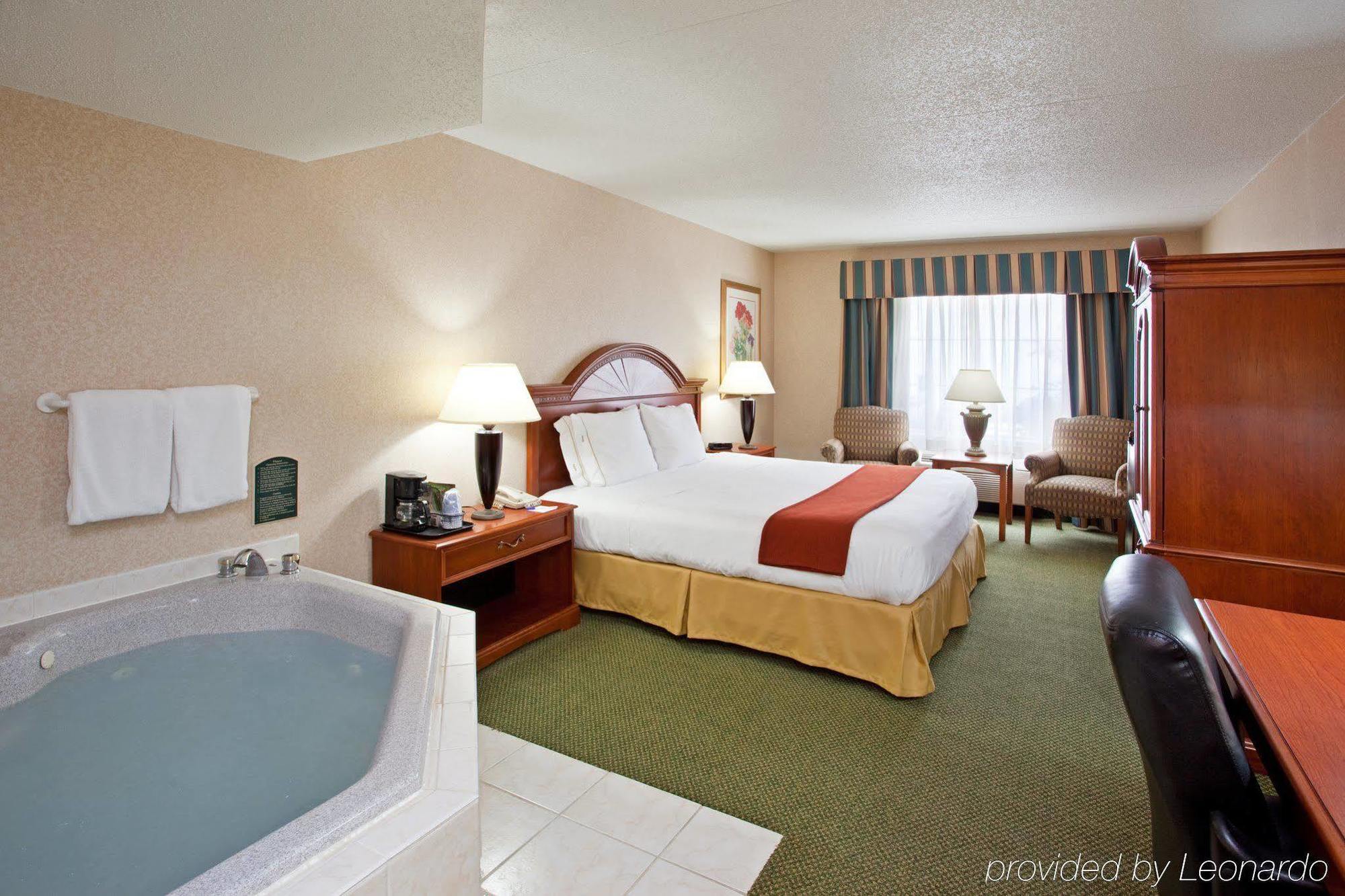 Holiday Inn Express Pittsburgh-Bridgeville By Ihg חדר תמונה