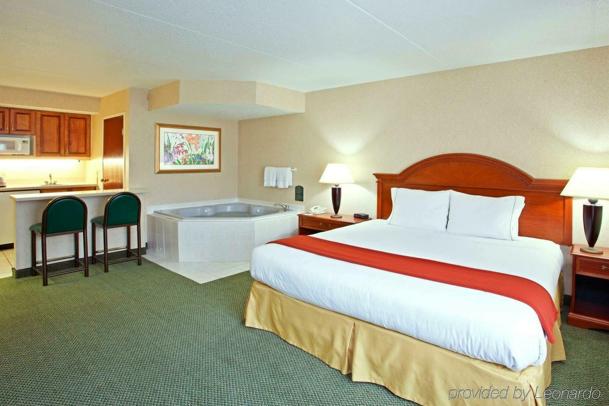 Holiday Inn Express Pittsburgh-Bridgeville By Ihg מראה חיצוני תמונה