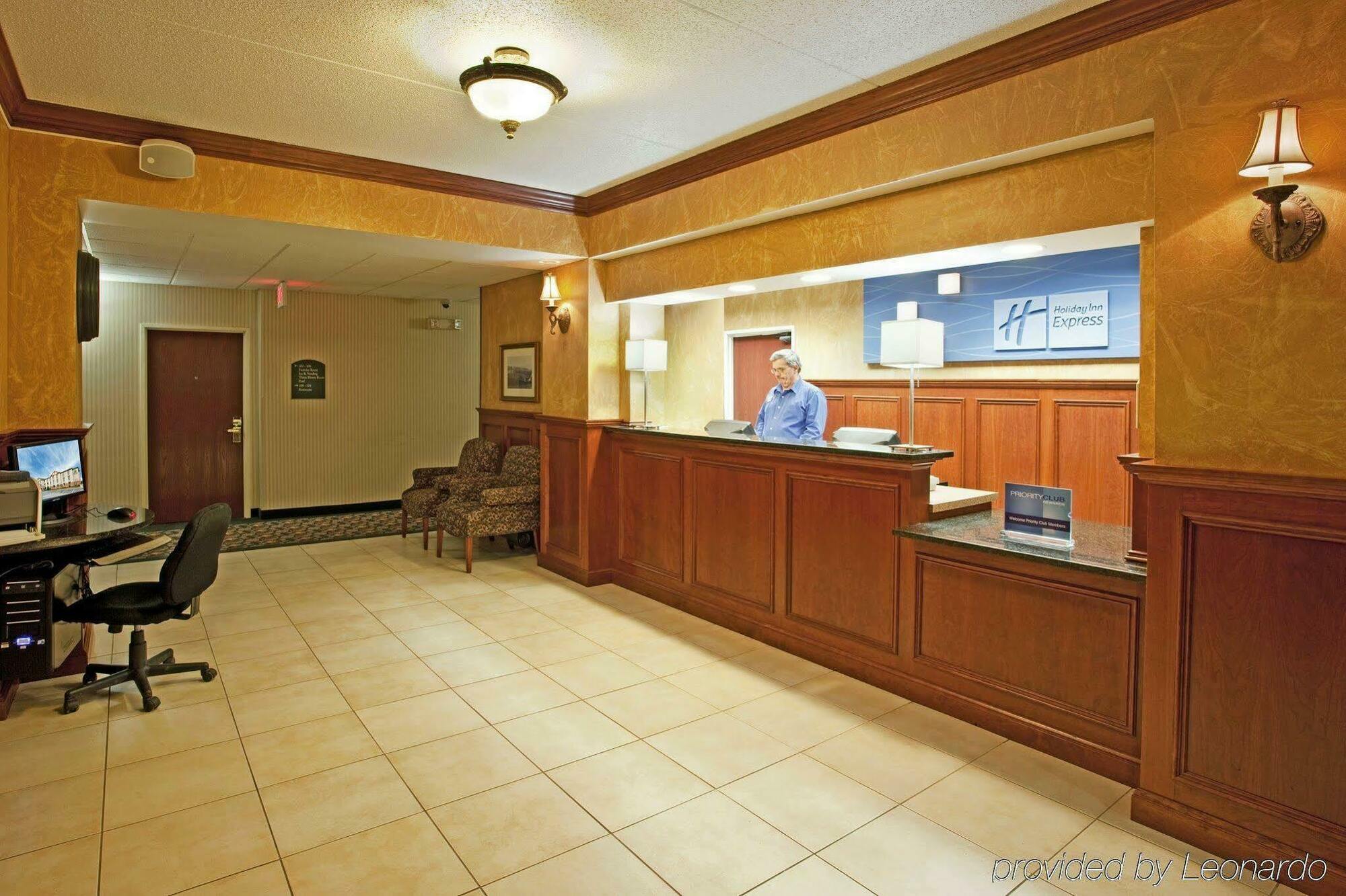 Holiday Inn Express Pittsburgh-Bridgeville By Ihg מראה חיצוני תמונה